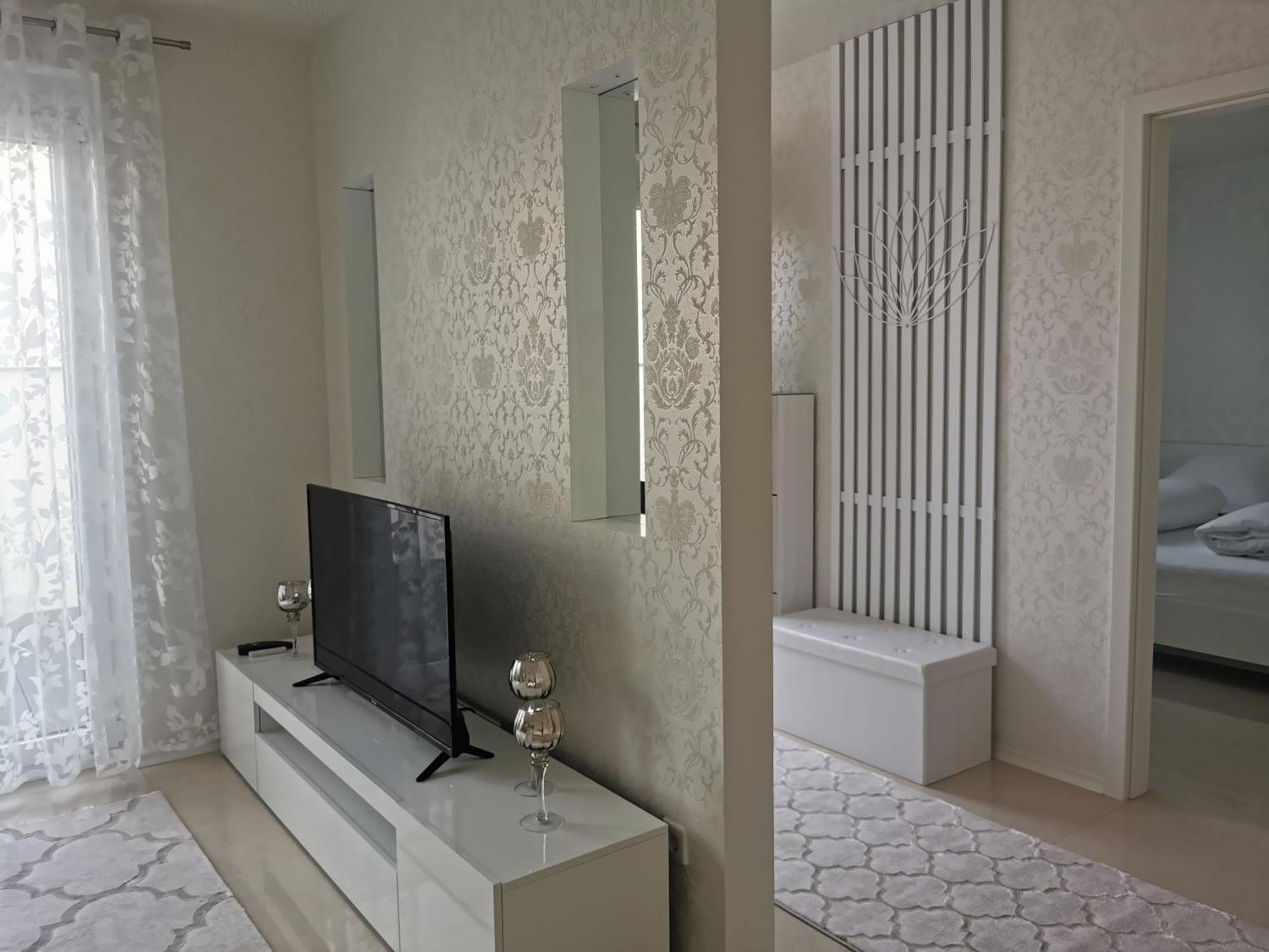 Ferienwohnung Edelweiss Rust Bagian luar foto